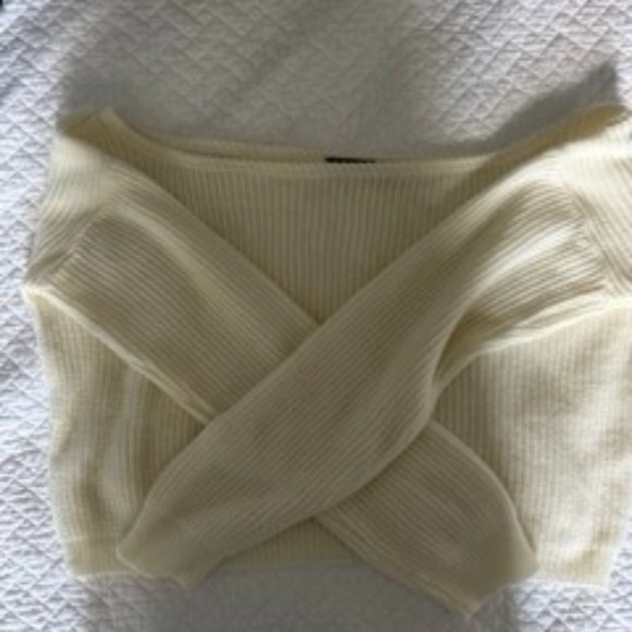 Pretty Little Thing | Off-shoulder Knit Sweater, Small - Picture 1 of 1